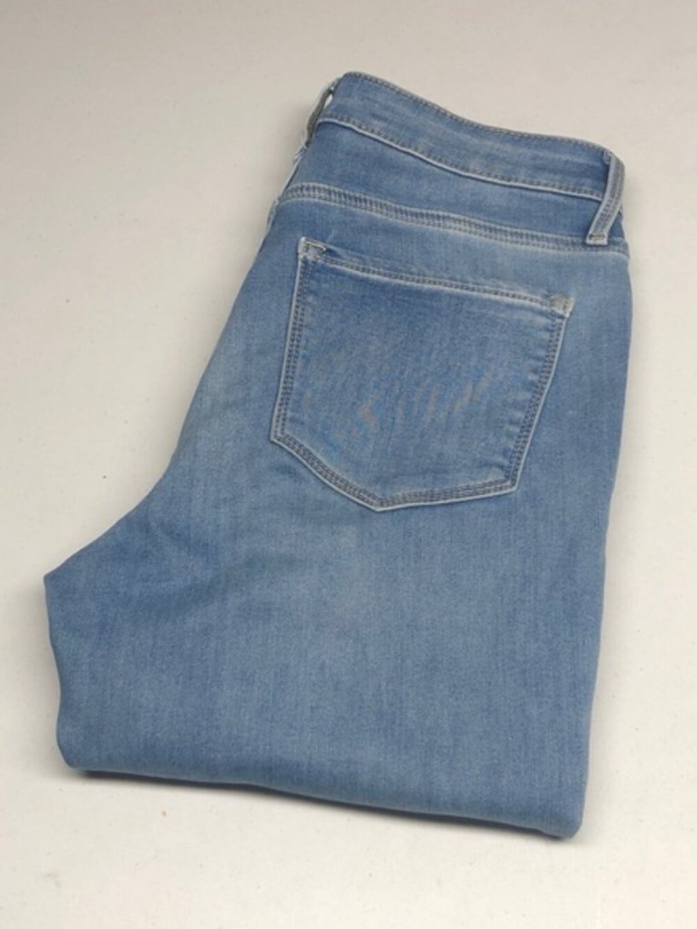 LIKE NEW OLD NAVY ROCKSTAR HIGH-RISE SUPER SKINNY JEANS 6/28x29 ⭐️